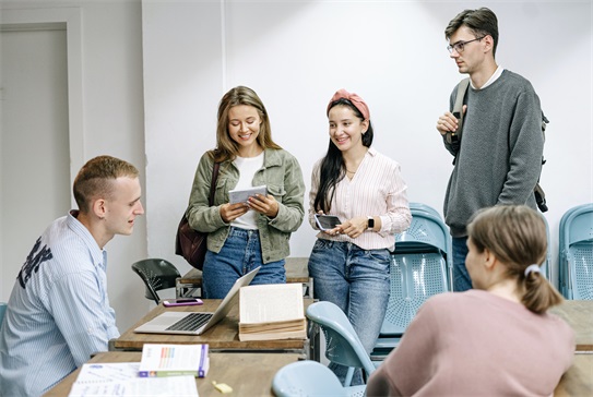 初中没毕业可以自考什么学历 需要多少钱